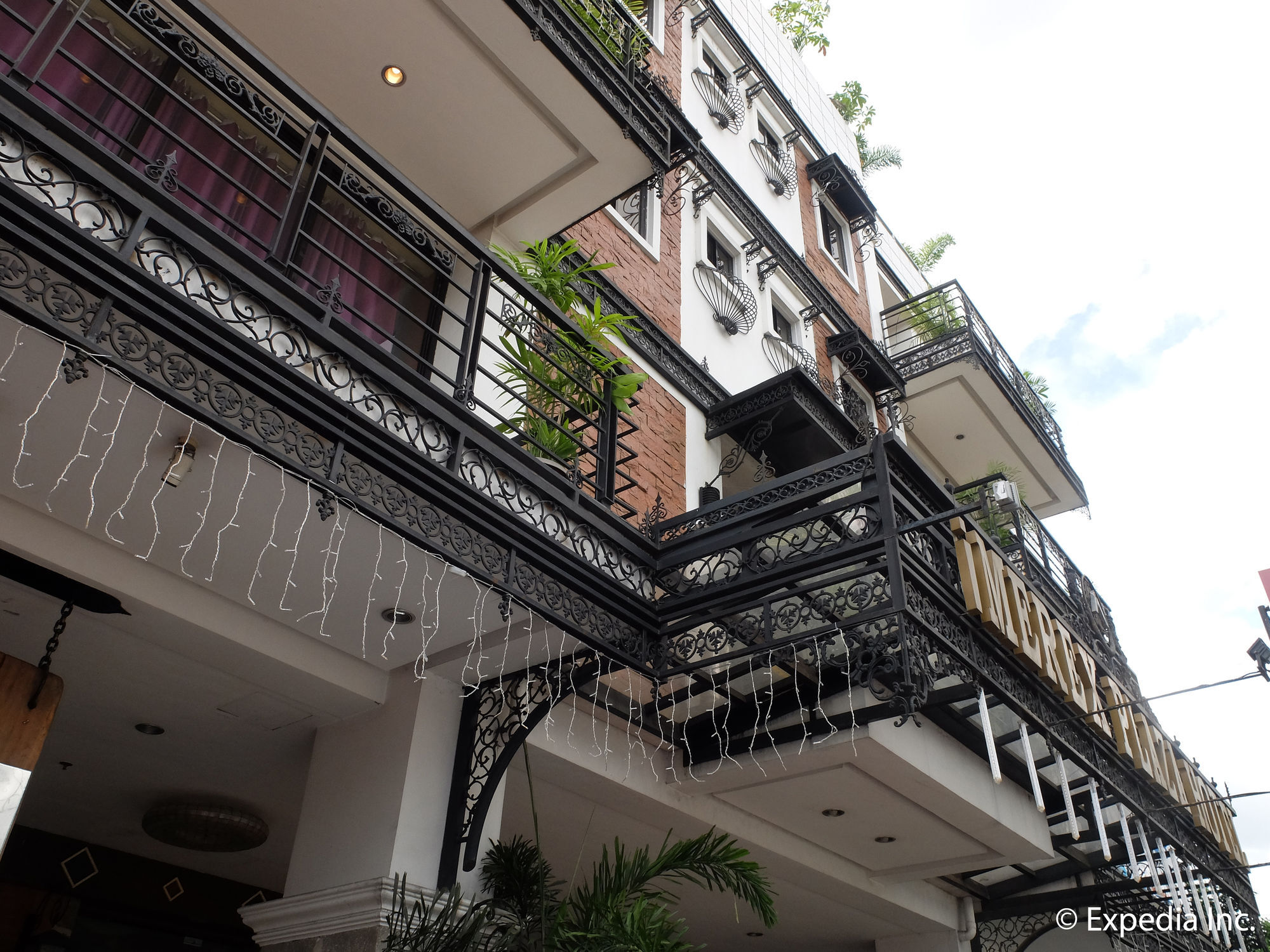 Imerex Plaza Hotel Angeles Exterior photo